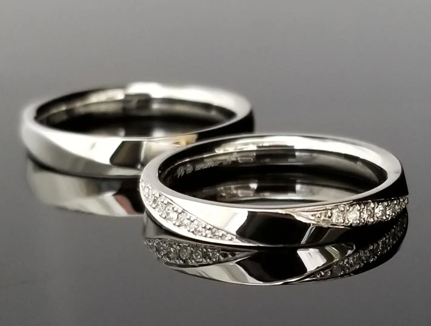 面取りにダイヤを敷き詰めた上品な指輪 | 結婚・婚約指輪のオーダー 