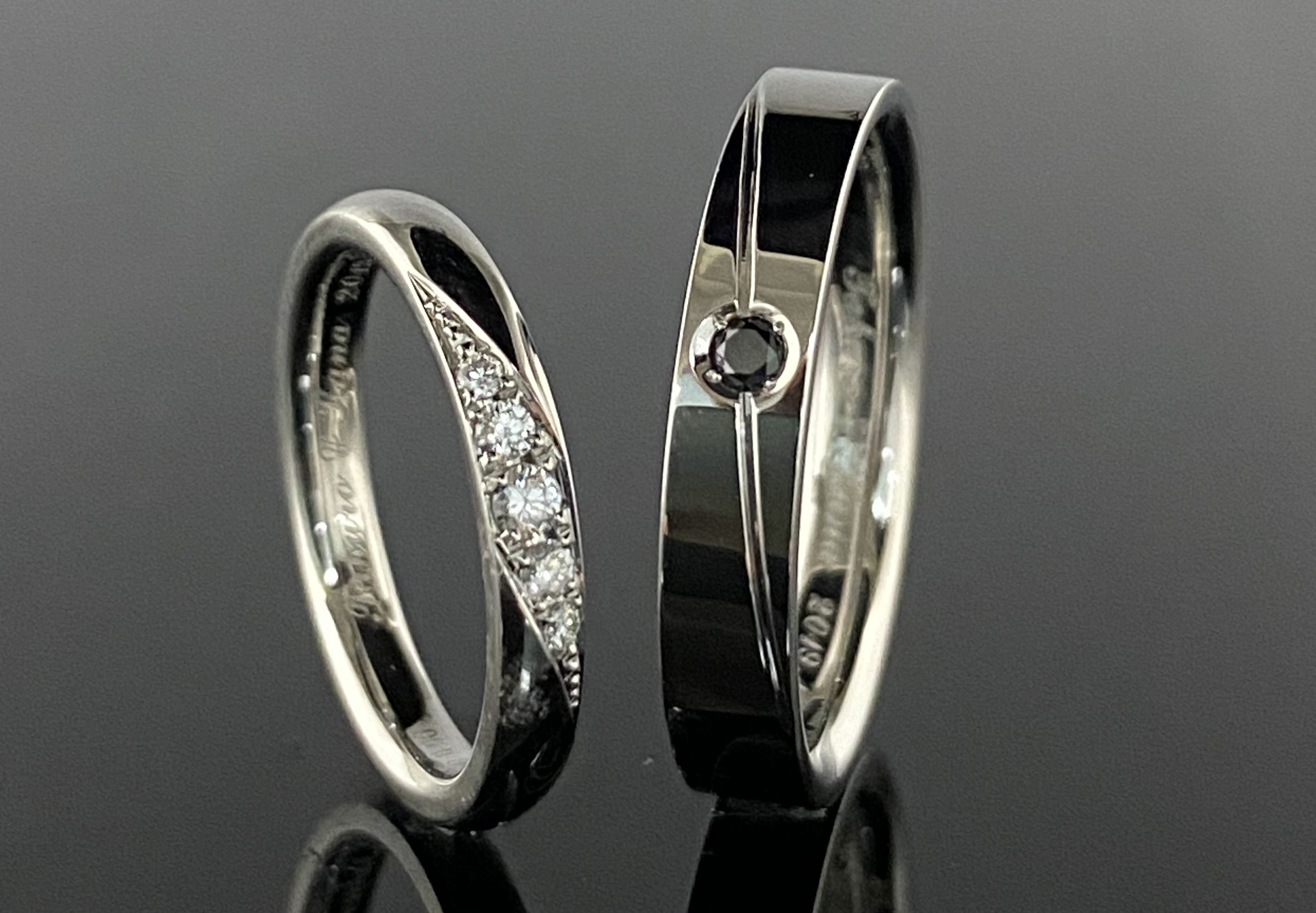 鏡面の輝きとダイヤモンドが美しいご結婚指輪