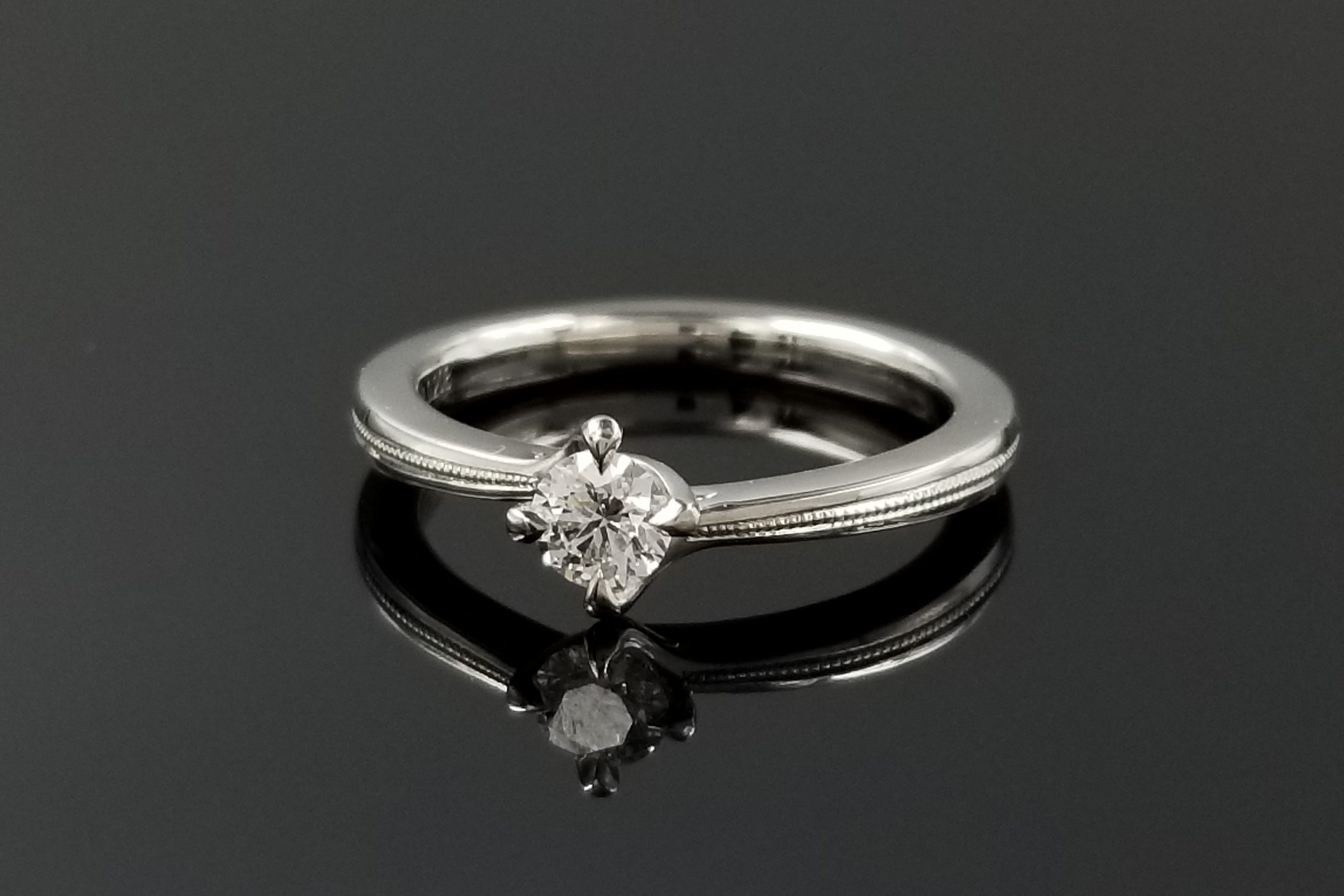 1％の奇跡・・・Type Ⅱ aダイヤモンドが主役のご婚約指輪のサムネイル