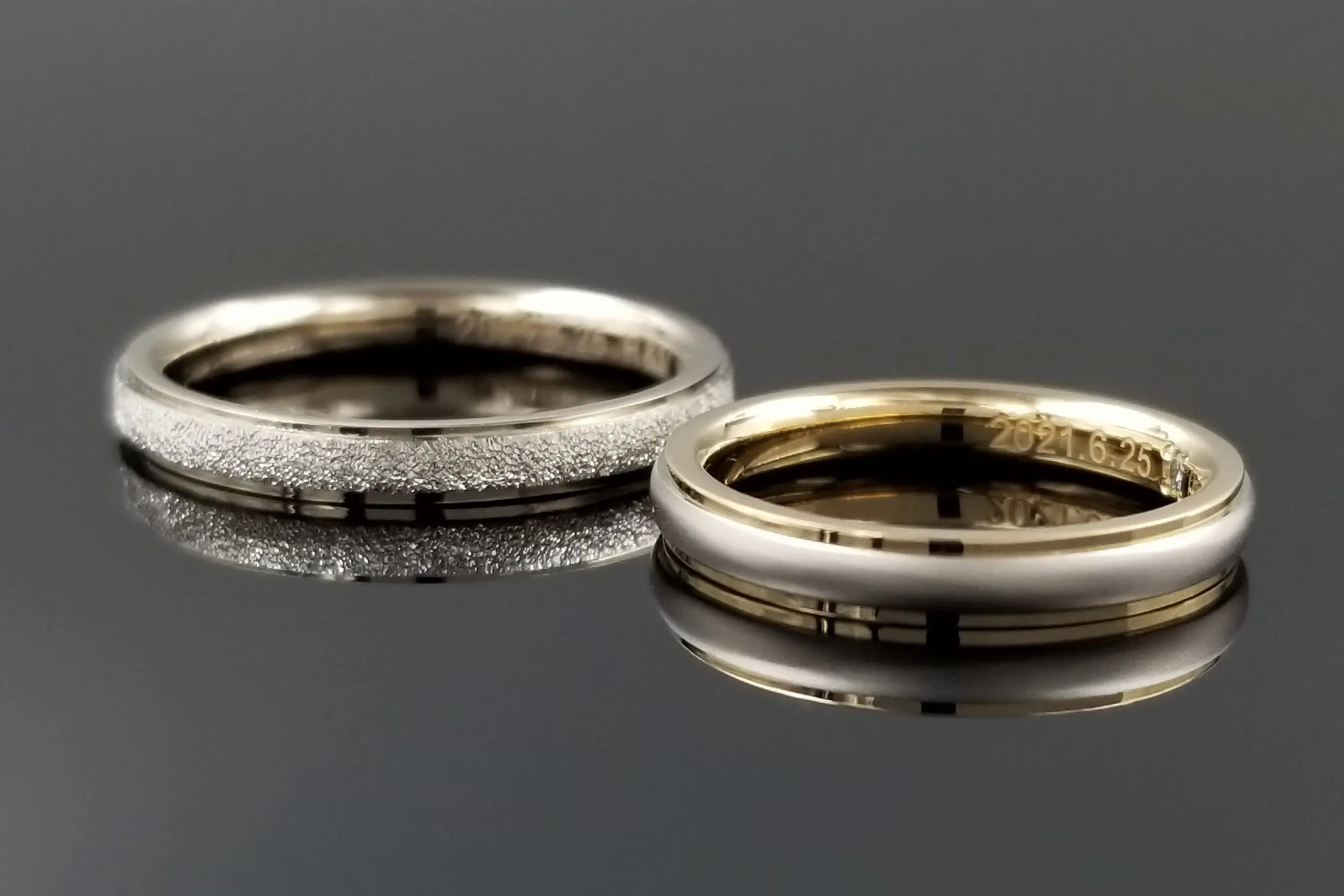 シンプルベースに特殊面取りのリング | 結婚・婚約指輪のオーダー 